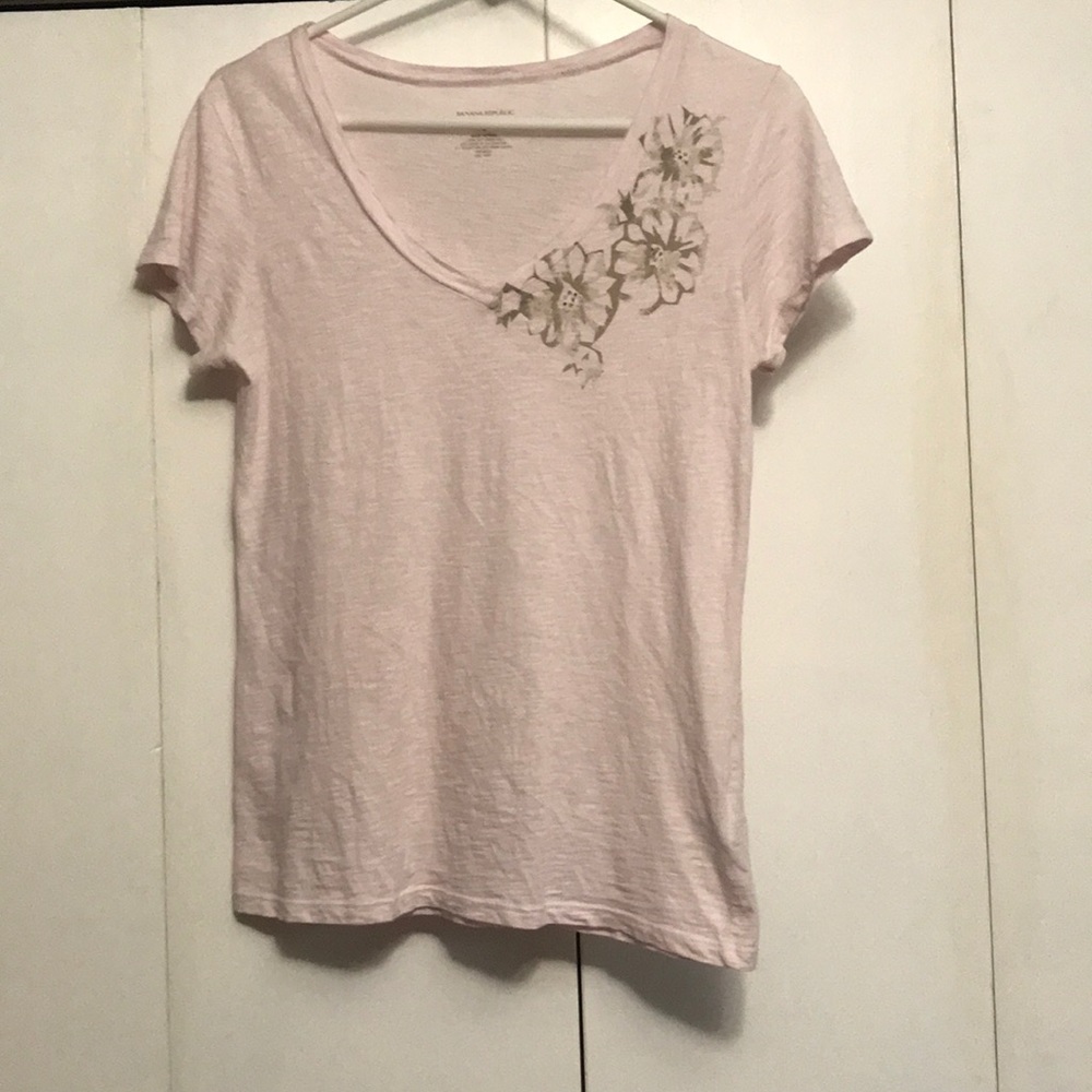V-neck Light pink tee